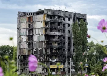 Denotan posibles negocios por reconstrucción de Ucrania