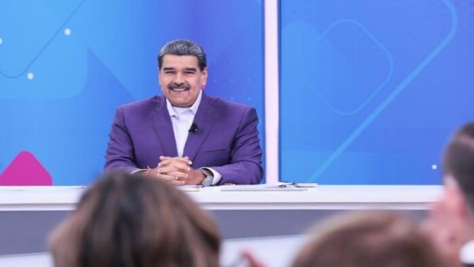 Presidente venezolano destaca éxito de consulta pública convocada por la Asamblea Nacional