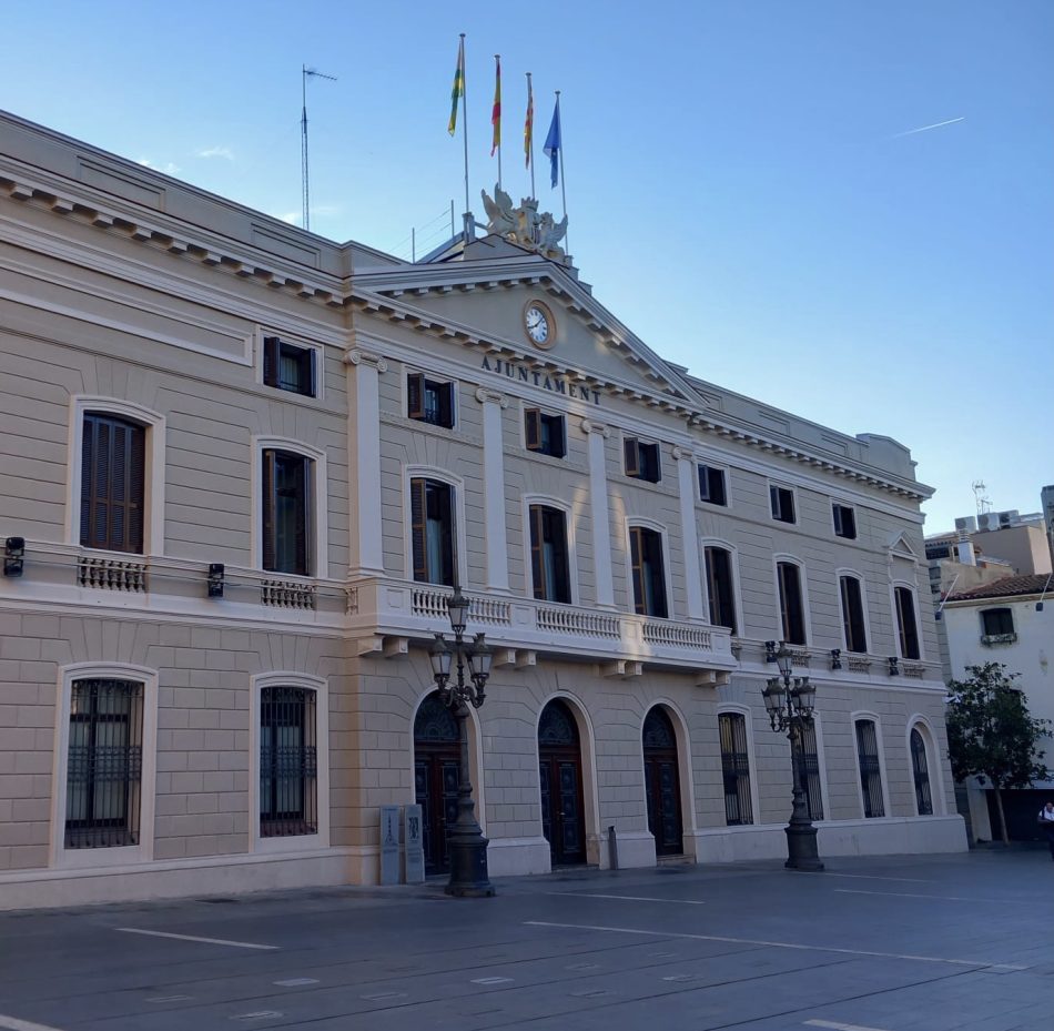 L’ajuntament de Sabadell adjudica la neteja dels locals municipals per un sou d’un cèntim l’hora