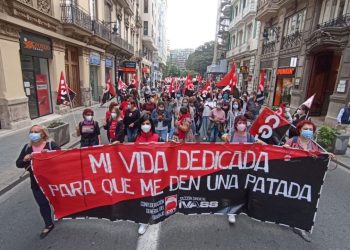 CGT denuncia que miles de docentes en abuso de temporalidad serán despedidos en España tras los procesos selectivos