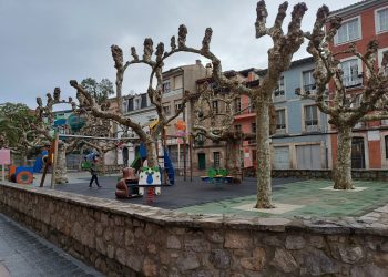 Coordinadora Ecoloxista d’Asturies: «El Ayuntamiento de Ribadesella no puede cargarse el parque de la plaza de la Atalaya»