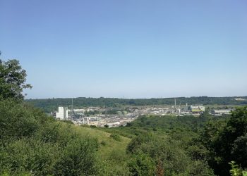 El Principado de Asturias permite a las empresa a Corteva Dupont a menos controles de sus emisiones al aire