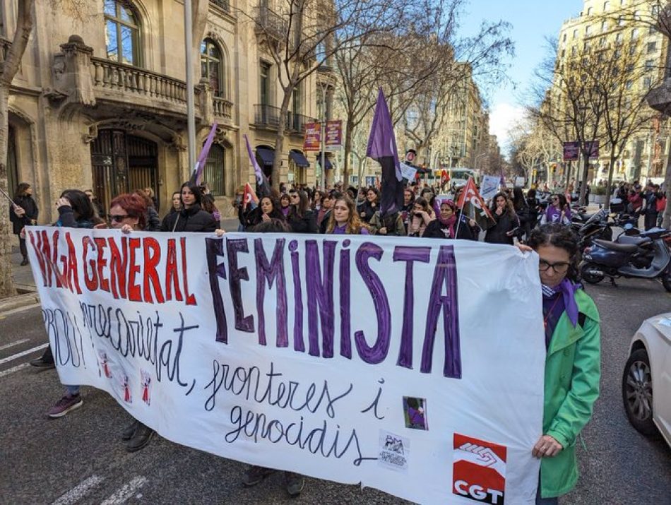 El piquet central de la Vaga Feminista denuncia les opressions patriarcals