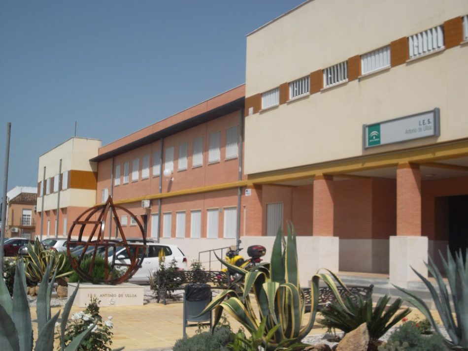 Las instalaciones de numerosos centros educativos de la provincia de Sevilla son o han sido noticia en los últimos meses por su mal estado