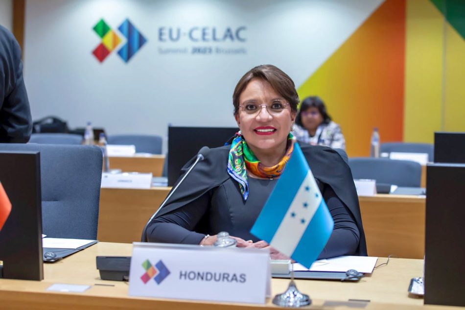 Cumbre de CELAC San Vicente y las Granadinas: Xiomara Castro es la nueva presidenta