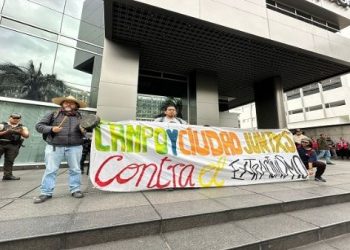 Campesinos denuncian represión por fuerzas policiales en Ecuador