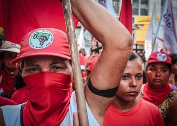 Mujeres del MST realizan movilizaciones en Brasil en celebración del 8 de marzo