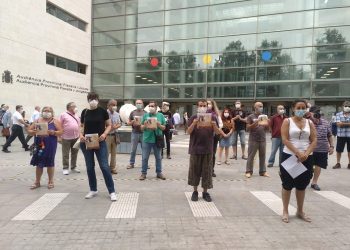 Comunicado de PAH Valencia: «María vs Fondo Buitre»