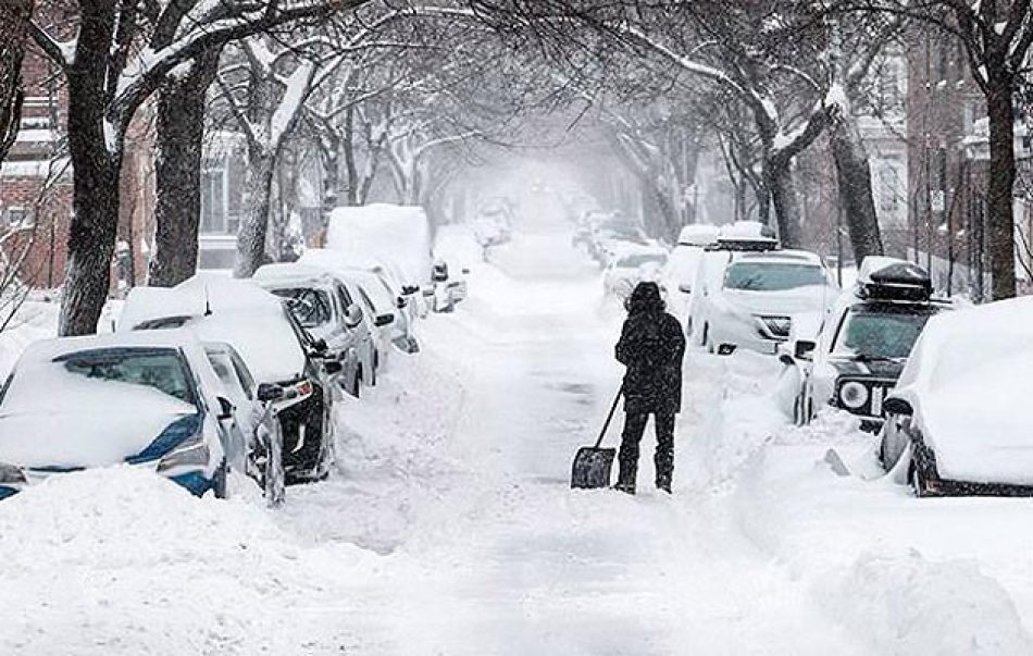 Alertan por intensas nevadas en Canadá