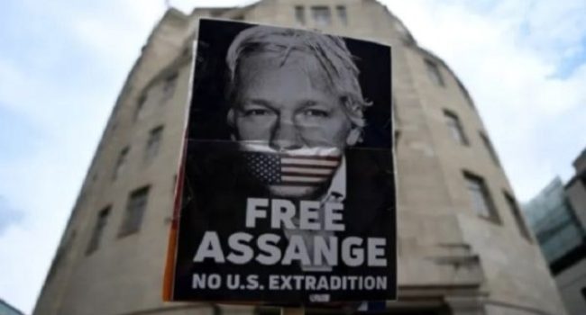 Proceso de extradición de Julian Assange proseguirá el 20 de mayo
