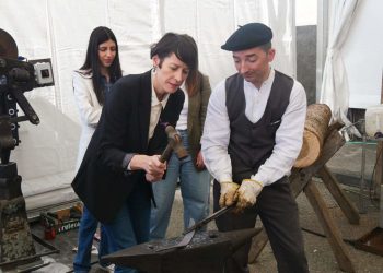 Ana Pontón pon en valor oficios tradicionais como o da ferrería como motor de desenvolvemento económico do País