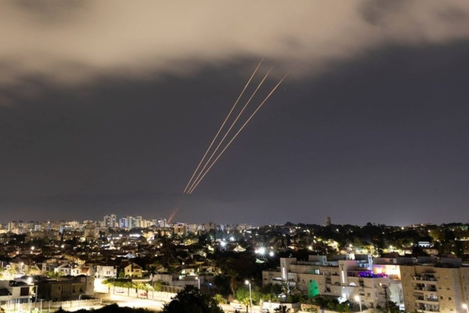 Funcionario de EE.UU. confirma dos bases israelíes alcanzadas por Irán