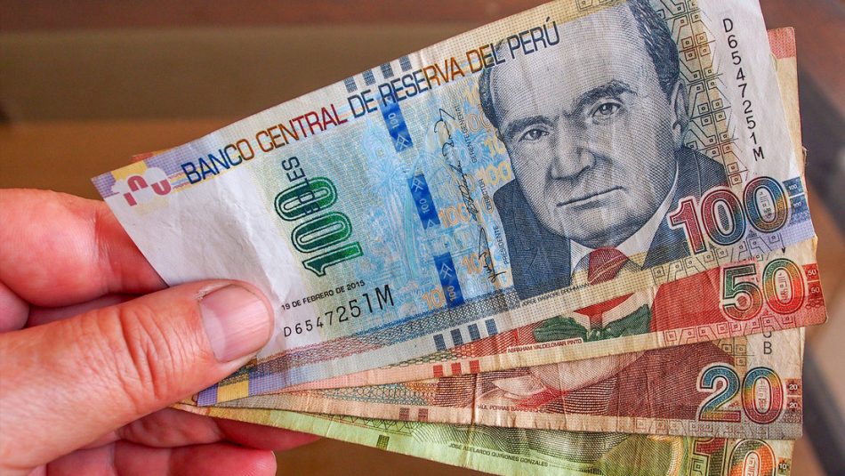 Congreso de Perú aprueba un séptimo retiro de los fondos de pensiones