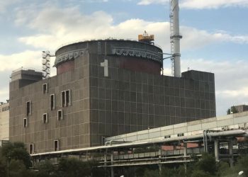 «Estamos acercándonos a un accidente nuclear»: Jefe del OIEA tras ataques ucranianos contra la central de Zaporozhie
