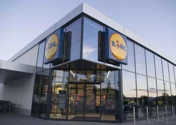 Tras la denuncia de FACUA, Cataluña abre expediente sancionador a Lidl por publicidad engañosa al ofertar descuentos falsos en sus productos