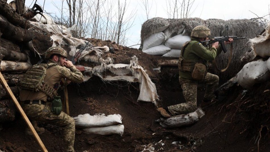 Ucrania: Desesperado por más flujo de Armas y Dinero. Parte I