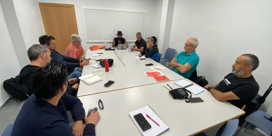 Bomberas y bomberos de FSC-CCOO abordan sus retos profesionales en su plenario anual en Murcia