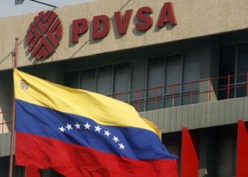 Venezuela rechaza pretensión de EE.UU. de controlar su petróleo