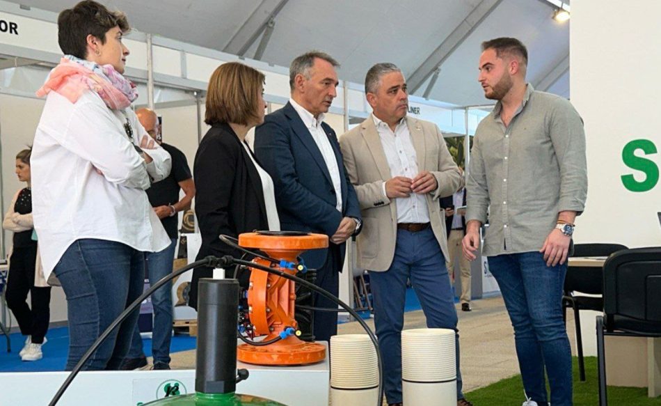 Enrique Santiago insta desde Córdoba al Ministerio para la Transición Ecológica a que “atienda debidamente las necesidades de las comunidades de regantes”