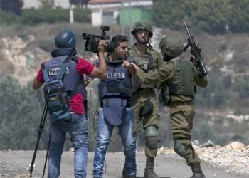 Israel arrestó a unos 100 periodistas palestinos desde octubre