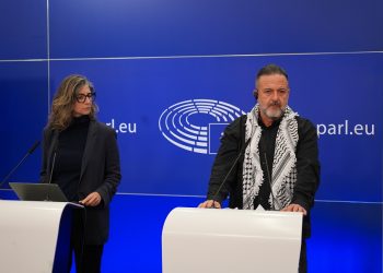 Manu Pineda y la relatora especial de la ONU Francesca Albanese exigen la suspensión del acuerdo UE-Israel y el embargo de armas al régimen para “acabar con el genocidio en Gaza”