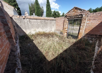 Comienza la exhumación de los restos de Pedro de la Calle, asesinado por pistoleros falangistas en Mojados, Valladolid, en 1936