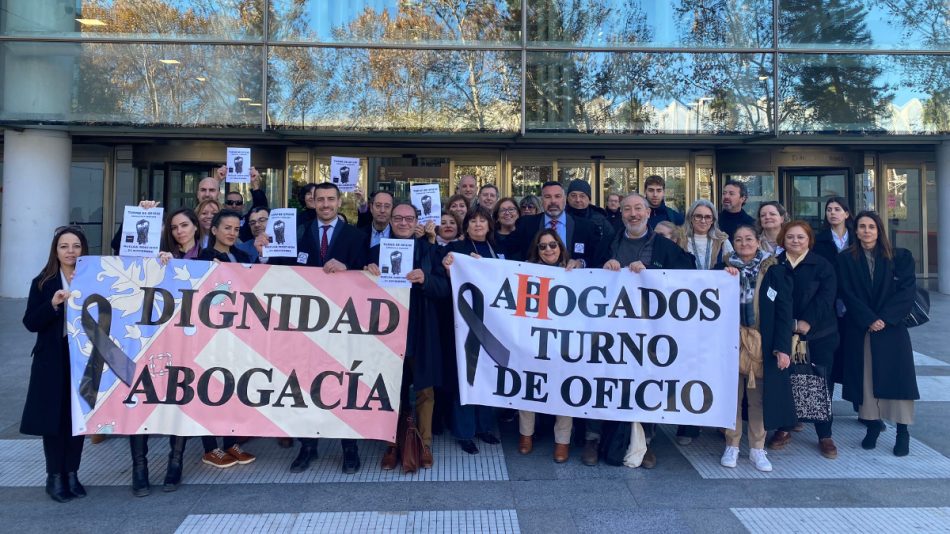 El Colegio de abogacía de Cartagena reconoce el derecho de huelga a una colegiada del turno y legitima al Sindicato Venia