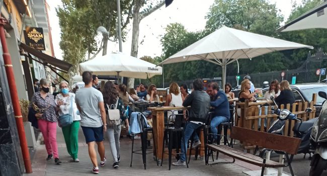 La FRAVM reclama al Ayuntamiento de Madrid una nueva ordenanza de terrazas que surja del acuerdo con las asociaciones vecinales