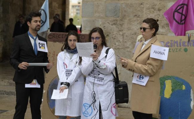 Lanzamiento de la campaña internacional 2024 de Rebelión Científica: «el crecimiento mata, el decrecimiento nos salva»