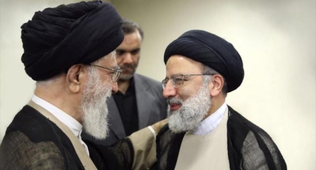 Líder de Irán declara 5 días de duelo nacional por martirio de Raisi