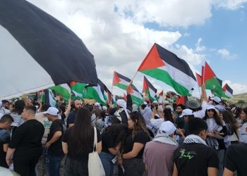 Palestinos marchan para conmemorar el Día de la Nakba