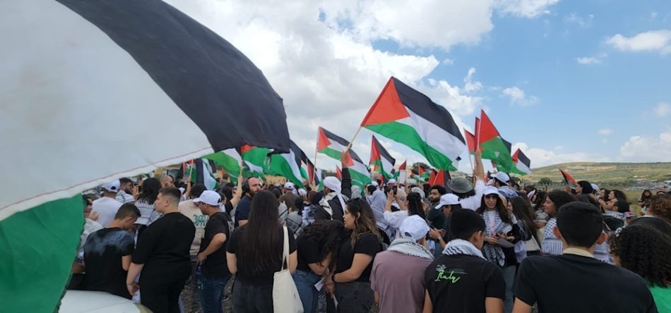 Palestinos marchan para conmemorar el Día de la Nakba