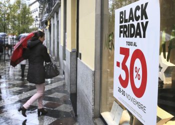 Consumo abre dos nuevos expedientes sancionadores a operadores de comercio electrónico por «falsas rebajas» en el ‘Black Friday’