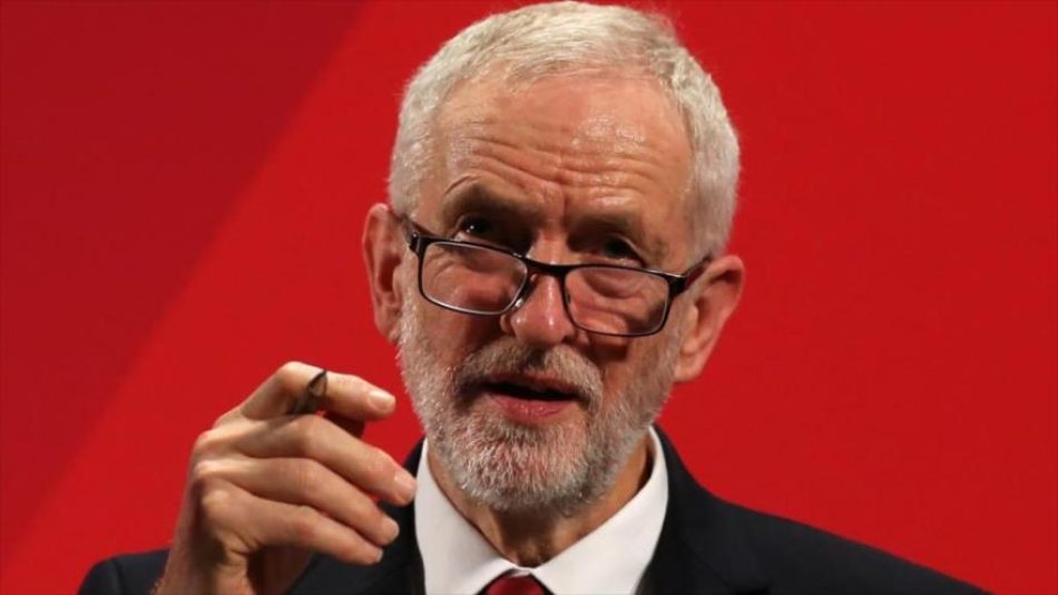 Corbyn avisa: “Israel pretende destruir a todo un pueblo” en Gaza