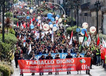 Milleiros de persoas mobilízanse coa CIG en demanda de traballo digno, pola paz e a soberanía dos pobos