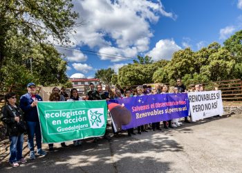 La Asociación Vecinal Yebes, Ecologistas en Acción Guadalajara y ALIENTE en Guadalajara advierten de que el Observatorio de Yebes “está en peligro por la burbuja de fotovoltaicas”