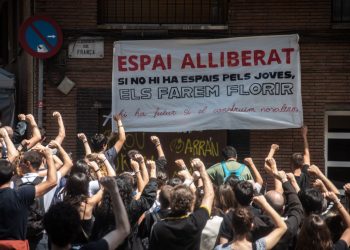 Arran i la plataforma juvenil Floreix Can Baró alliberen un espai per l’1 de maig