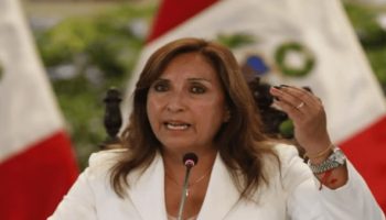 Casi cien por ciento en Perú desaprueba a la presidenta Dina Boluarte