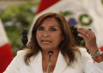Casi cien por ciento en Perú desaprueba a la presidenta Dina Boluarte