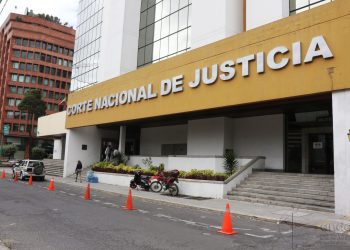La justicia ecuatoriana pospone el juicio por el asesinato del candidato presidencial Villavicencio