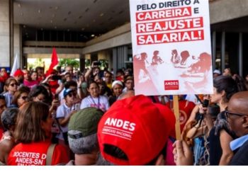 Gobierno de Brasil cierra negociaciones con los docentes en huelga