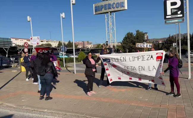 La plantilla de limpieza de Cervezas San Miguel en Málaga mantiene la huelga indefinida