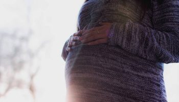 La exposición prenatal a disruptores endocrinos, relacionada con más riesgo de síndrome metabólico en la infancia