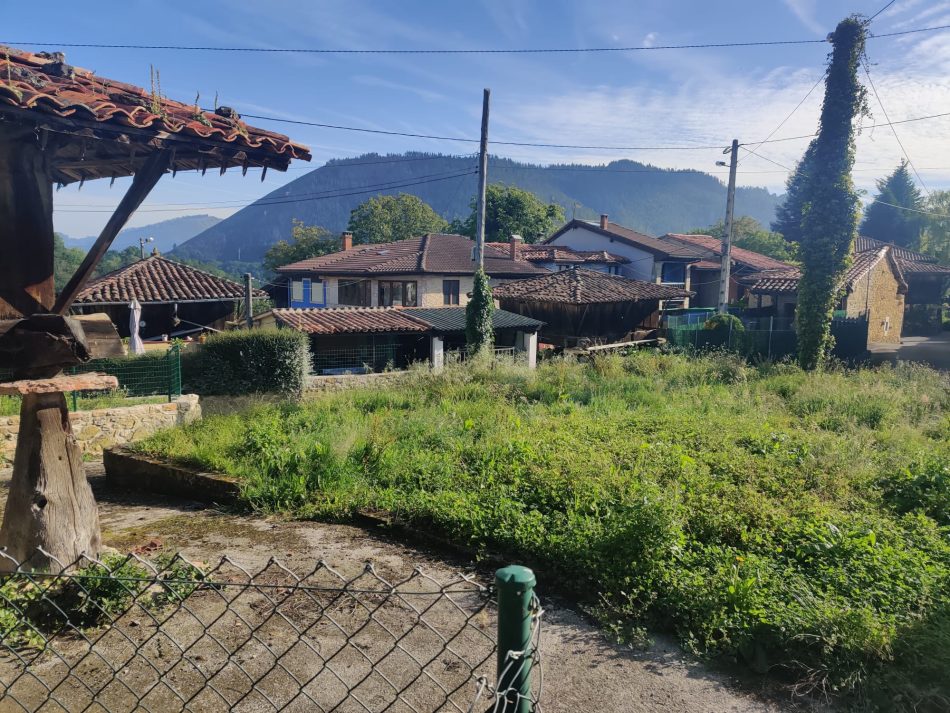 Sigue la invasión de los parques de baterías en la zona rural, 2 más para Piloña