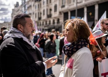 Manu Pineda defiende en el 1º de Mayo la apuesta de los sindicatos para que “los fondos de la UE cambien el modelo productivo, por un sector industrial sostenible y para mejorar los salarios”