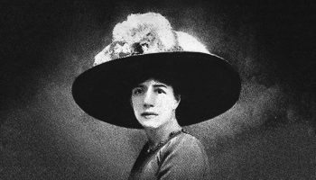 Solicitan una calle en París para Renée Lafont, periodista asesinada en Córdoba en 1936 por las tropas franquistas
