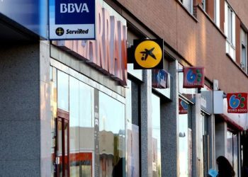 Los bancos no podrán cobrar un extra por las transferencias que lleguen de forma inmediata desde 2025