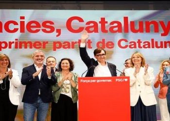 El PSOE gana las elecciones en Catalunya y podría gobernar con apoyo de ERC y Comuns-Sumar