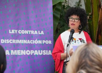 Adelante Andalucía llama “mentirosa” a la Consejera de Sanidad por utilizar argumentos falaces para desprestigiar la Ley de la Menopausia