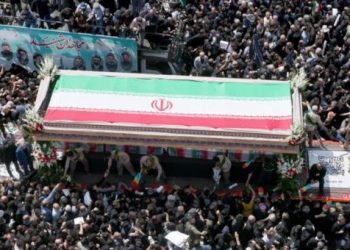 Representantes de 50 naciones acuden al funeral del presidente Raisi en Teherán